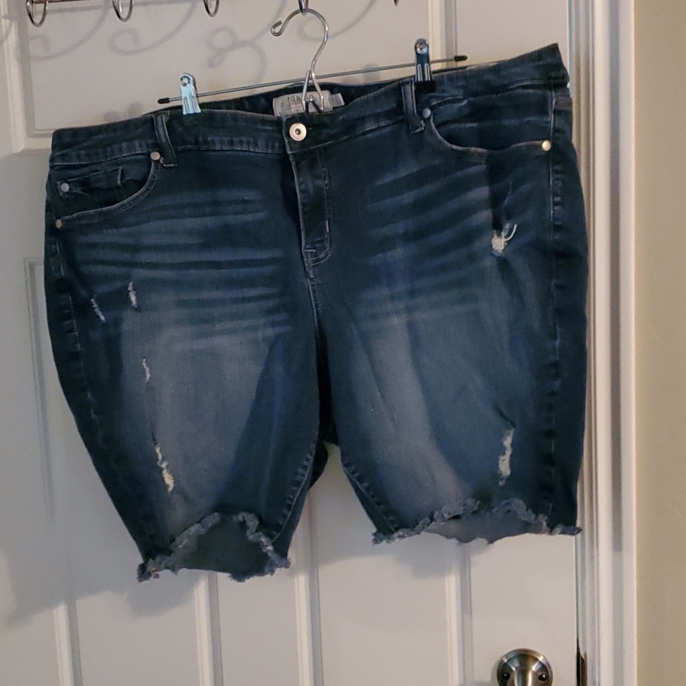 Torrid shorts plus size 26